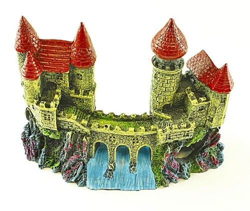 Castle with weir aquarium - with,